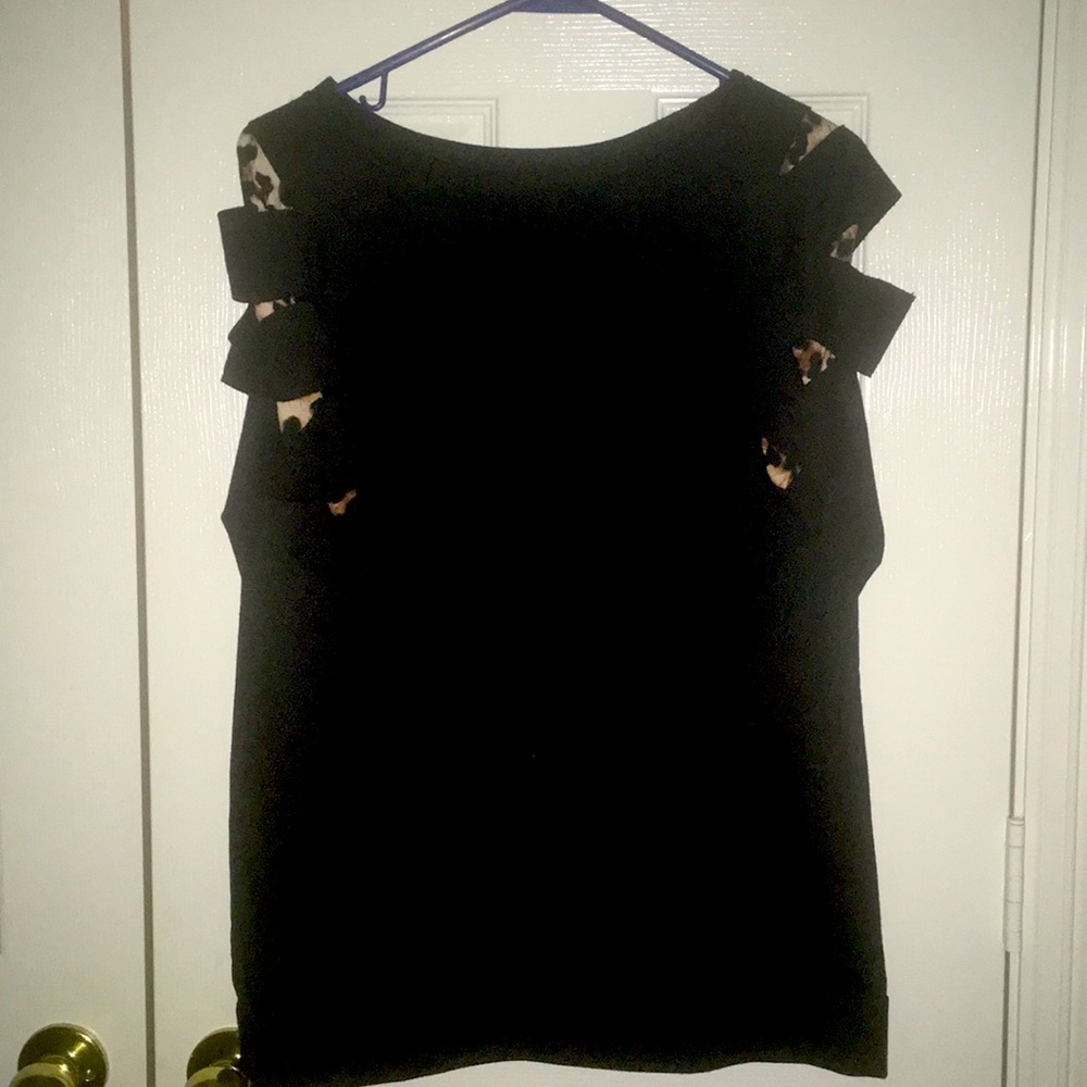 Black and leopard long sleeve
